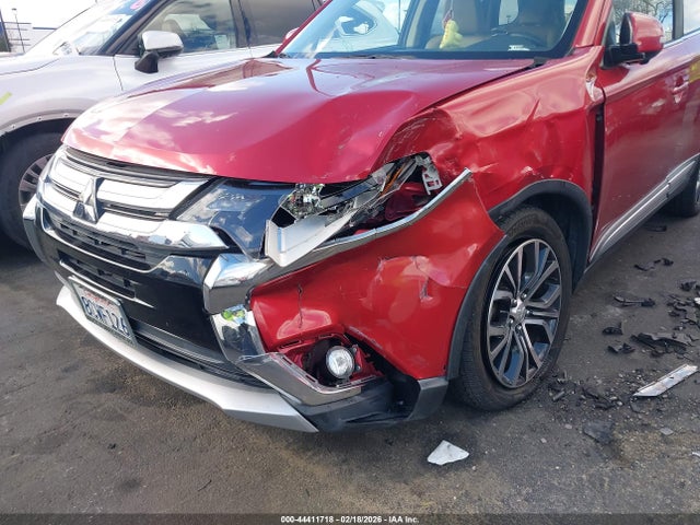 Mitsubishi Outlander Sel 2018 JA4AD3A31JZ022079 Image 12