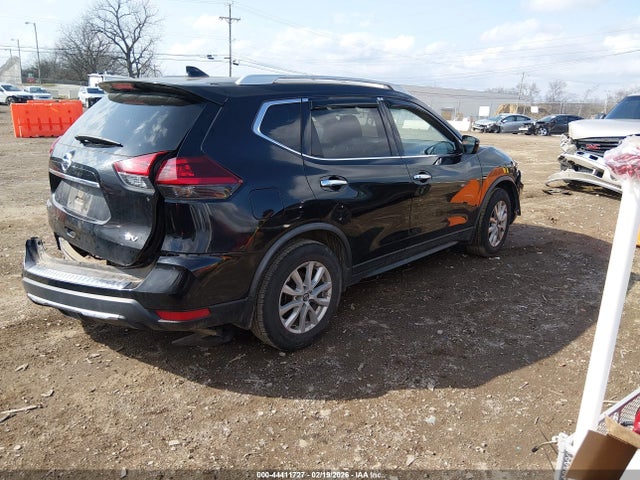 JN8AT2MTXJW456280 Nissan ROGUE SV