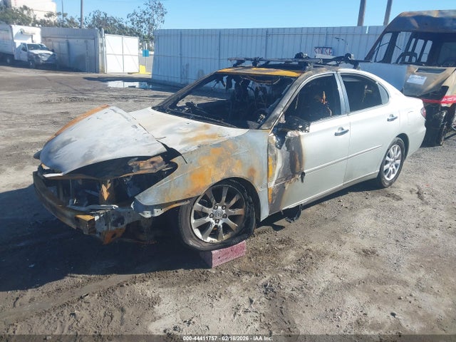 Продажа на аукционе авто 2003 Lexus Es 300, vin: JTHBF30G835040080, номер лота: 44411757