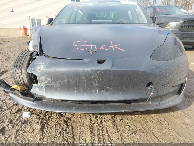 Продажа на аукционе авто 2023 Tesla Model 3 Performance Dual Motor All-wheel Drive, vin: 5YJ3E1EC1PF687699, номер лота: 44411761