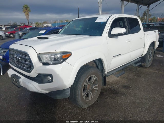 3TMAZ5CN7HM049817 Toyota Tacoma Trd Sport