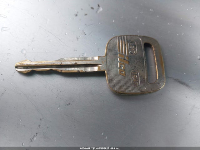 2001 TOYOTA CAMRY 4T1BG22K81U101923 Photo 10