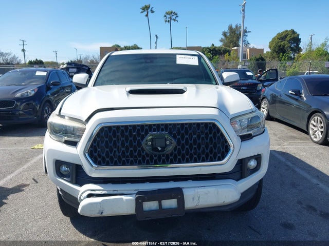 3TMBZ5DN8KM018098 Toyota Tacoma Trd Sport