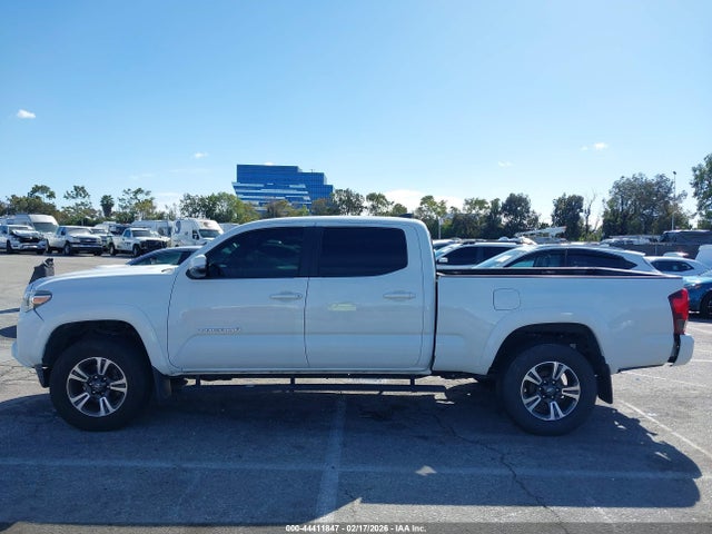3TMBZ5DN8KM018098 Toyota Tacoma Trd Sport