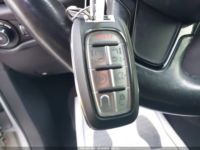 2020 Chrysler Pacifica Touring L Plus მანქანა იყიდება აუქციონზე, vin: 2C4RC1EG4LR149404, აუქციონის ნომერი: 44411879