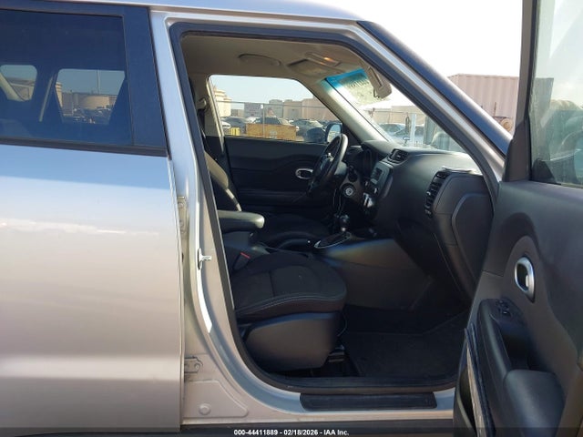 KIA Soul 2015 KNDJN2A24F7771949 Image 5