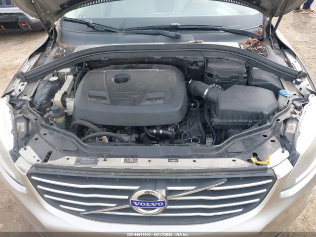 2016 VOLVO XC60 YV440MDK0G2806114 Photo 9
