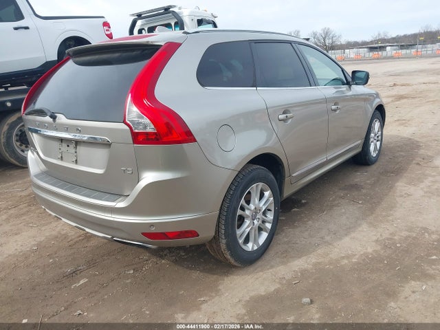 2016 VOLVO XC60 YV440MDK0G2806114 Photo 3