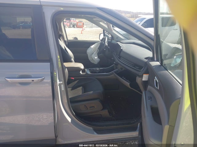Продажа на аукционе авто 2025 Kia Carnival Mpv Hybrid Ex, vin: KNDNC5KA2S6048695, номер лота: 44411912