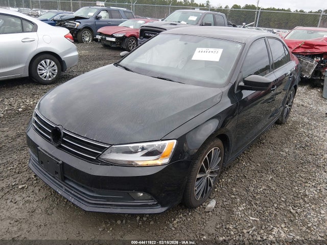 3VWD17AJ2GM301386 Volkswagen Jetta 1.8t Sport