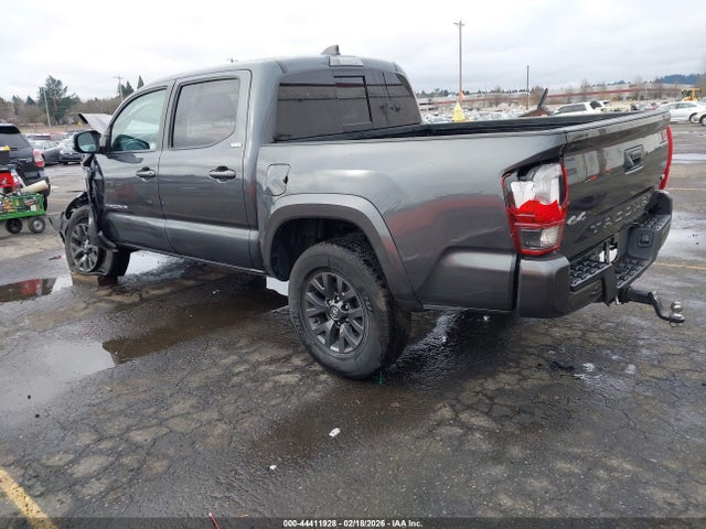 3TMCZ5ANXNM516302 Toyota Tacoma Sr5 V6