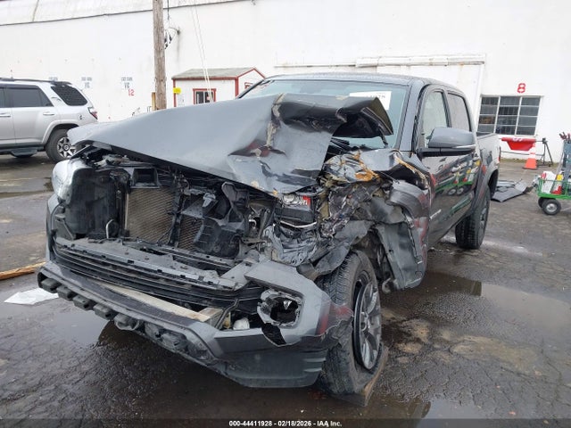 3TMCZ5ANXNM516302 Toyota Tacoma Sr5 V6