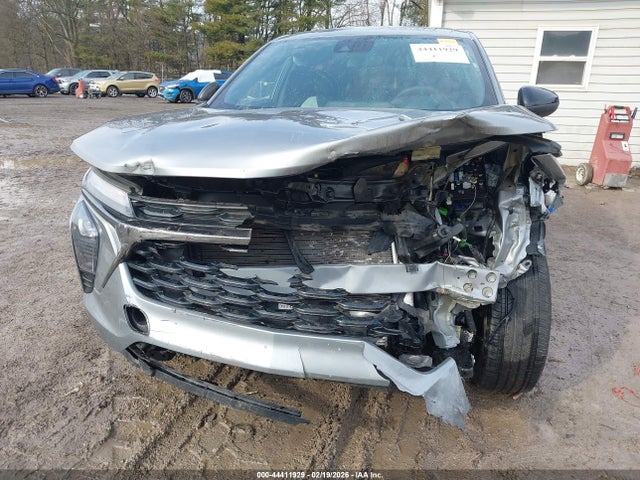 2025 CHEVROLET TRAX KL77LGEP9SC110810 Photo 5