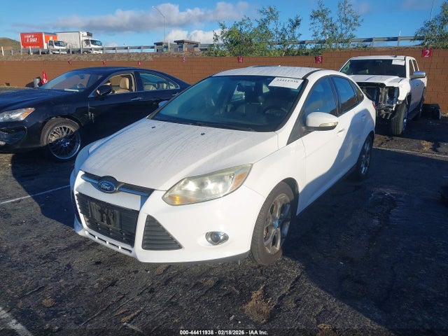 2013 FORD FOCUS 1FADP3F24DL211123 Photo 1