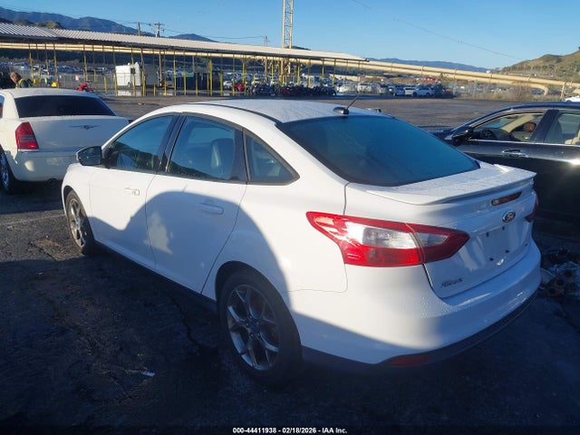 2013 FORD FOCUS 1FADP3F24DL211123 Photo 2