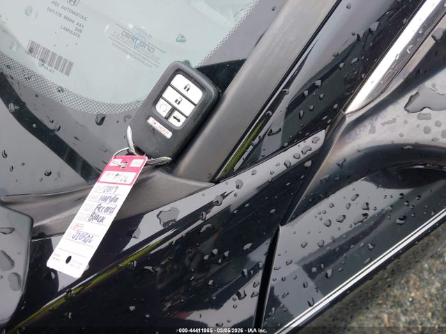 44411985 :رقم المزاد ، 1HGCV2F36KA020506 vin ، 2019 Honda Accord Sport 2.0t مزاد بيع