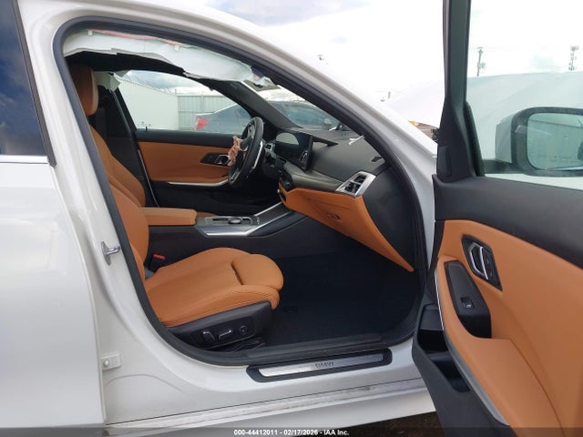 Продажа на аукционе авто 2025 Bmw 330i Xdrive, vin: 3MW89CW01S8F48158, номер лота: 44412011