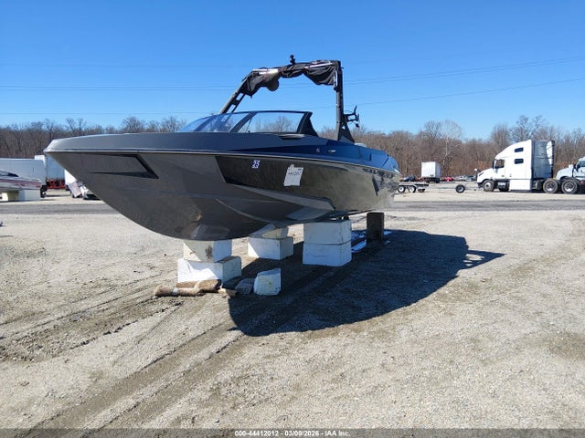 Axis Wake 2021 AWRG2721F121 Image 2