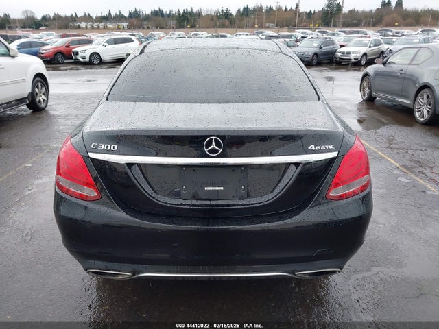 55SWF4KB0HU224279 Mercedes-Benz C 300 4matic