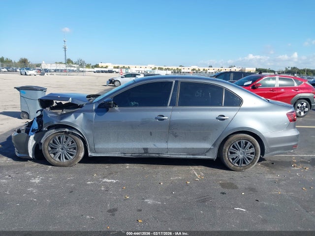 44412036 :رقم المزاد ، 3VW267AJ7GM274209 vin ، 2016 Volkswagen Jetta 1.4t S مزاد بيع