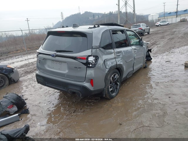 2025 Subaru Forester Limited Hybrid მანქანა იყიდება აუქციონზე, vin: JF2SLSRD3SH416969, აუქციონის ნომერი: 44412039