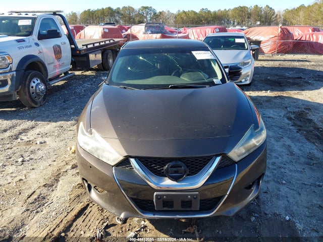 1N4AA6AP6GC385272 Nissan Maxima 3.5 Sr