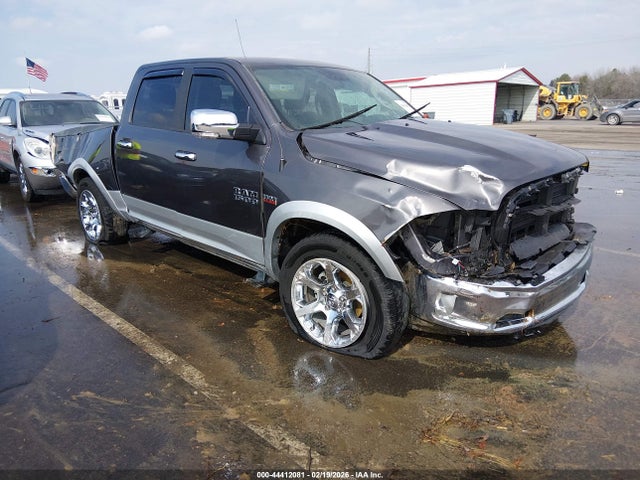 2017 Ram 1500 Laramie  4x4 5'7 Box მანქანა იყიდება აუქციონზე, vin: 1C6RR7NTXHS842666, აუქციონის ნომერი: 44412081