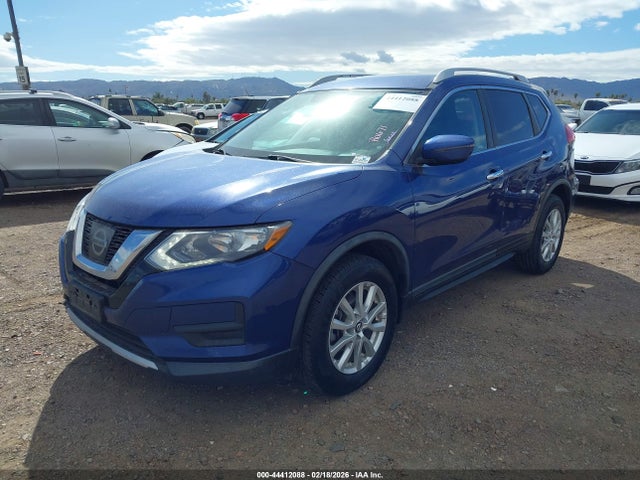 44412088 :رقم المزاد ، KNMAT2MVXHP595035 vin ، 2017 Nissan Rogue Sv مزاد بيع