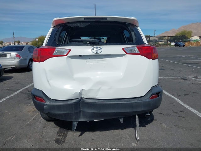 Toyota RAV4 LE 2015 JTMZFREV1FJ048723 Image 6