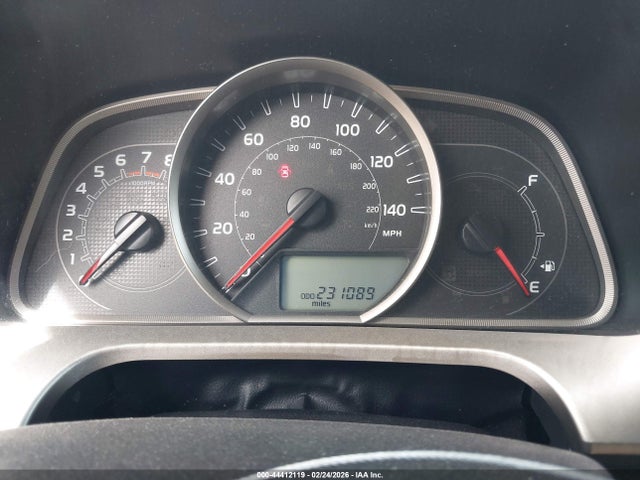 Toyota RAV4 LE 2015 JTMZFREV1FJ048723 Image 7