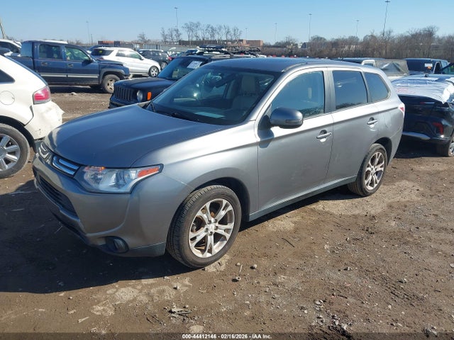 2014 MITSUBISHI OUTLANDER JA4AZ3A31EZ003801 Photo 3