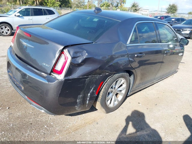 Aukcja sprzedaży 2015 Chrysler 300 Limited, vin: 2C3CCAAG2FH792084, numer aukcji: 44412154