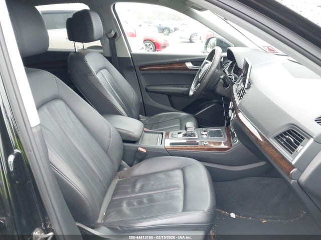 2019 AUDI Q5 WA1BNAFY0K2144582 Photo 4