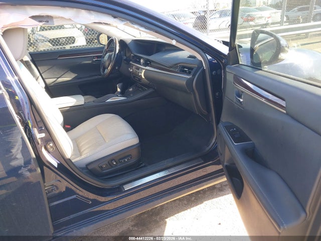 Продаж на аукціоні авто 2016 Lexus Es 350, vin: JTHBK1GGXG2212400, номер лоту: 44412226