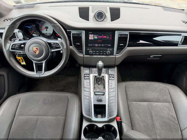 Auction sale of the 2017 Porsche Macan S, vin: WP1AB2A54HLB16167, lot number: 44412248