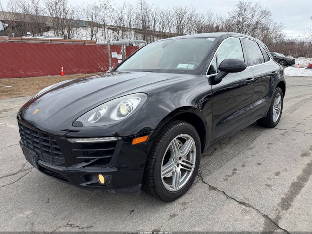 2017 PORSCHE MACAN WP1AB2A54HLB16167 Photo 1