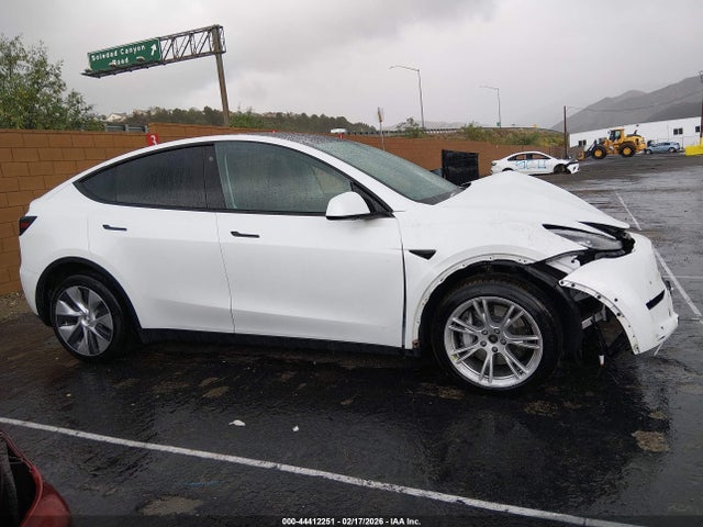 7SAYGDEE0NF350850 Tesla Model Y Long Range Dual Motor All-wheel Drive