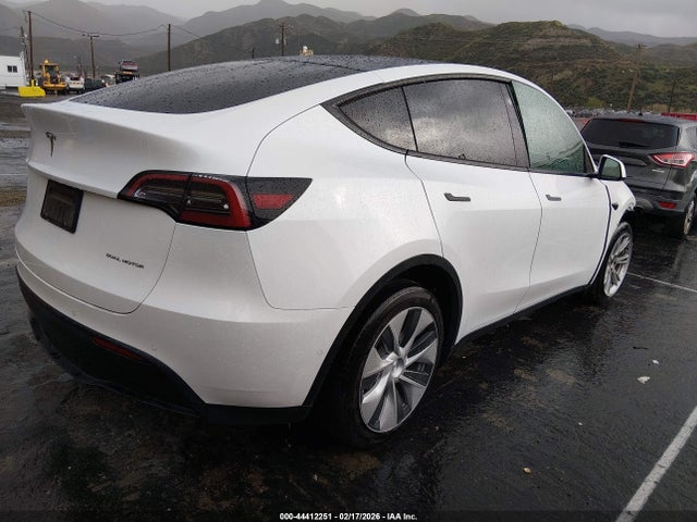 7SAYGDEE0NF350850 Tesla Model Y Long Range Dual Motor All-wheel Drive