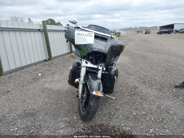 2019 HARLEY-DAVIDSON FLHTK 1HD1KEF15KB616097 Photo 4