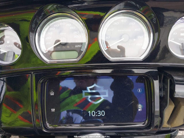 2019 HARLEY-DAVIDSON FLHTK 1HD1KEF15KB616097 Photo 6