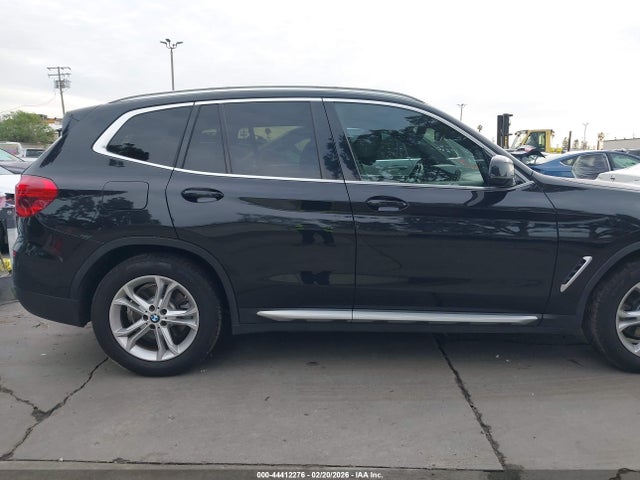 5UXTR7C54KLE96149 BMW X3 Sdrive30i