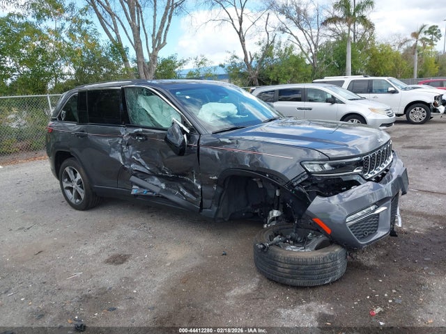 2024 JEEP GRAND CHEROKEE 1C4RJHBGXRC683401