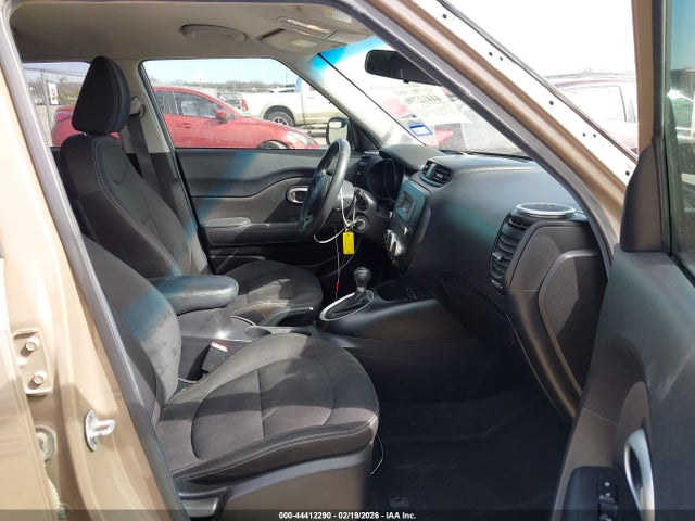 Продаж на аукціоні авто 2015 Kia Soul, vin: KNDJN2A28F7152495, номер лоту: 44412290
