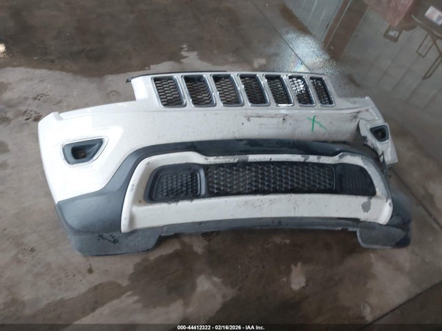 1C4RJEAG9EC145671 Jeep Grand Cherokee Laredo