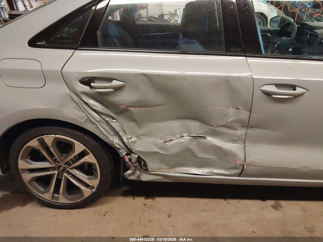 Aukcja sprzedaży 2025 Audi A3 Premium 40 Tfsi Quattro S Tronic, vin: WAUGUDGY4SA075705, numer aukcji: 44412329