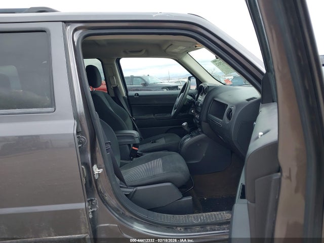 Продажа на аукционе авто 2016 Jeep Patriot Sport, vin: 1C4NJRBB3GD608300, номер лота: 44412332