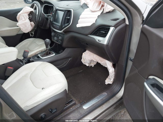 Продаж на аукціоні авто 2017 Jeep Cherokee Overland Fwd, vin: 1C4PJLJB7HW527393, номер лоту: 44412342