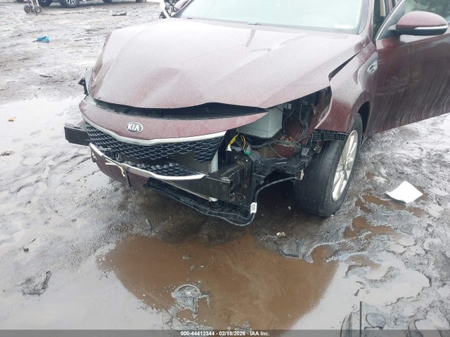 2018 Kia Optima Lx მანქანა იყიდება აუქციონზე, vin: 5XXGT4L34JG186239, აუქციონის ნომერი: 44412344