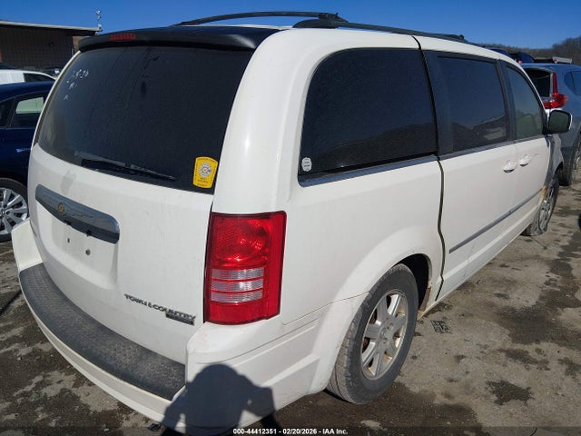 2010 Chrysler Town & Country Touring მანქანა იყიდება აუქციონზე, vin: 2A4RR5D10AR337864, აუქციონის ნომერი: 44412351