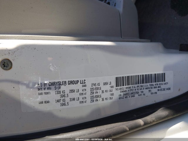 2010 Chrysler Town & Country Touring მანქანა იყიდება აუქციონზე, vin: 2A4RR5D10AR337864, აუქციონის ნომერი: 44412351
